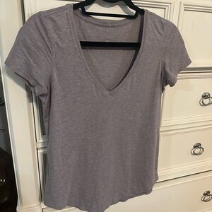 Lululemon V neck women’s T shirt